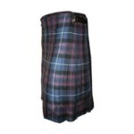 Men Scottish Pride of Scotland 8 Yard Tartan Kilt - Image 3
